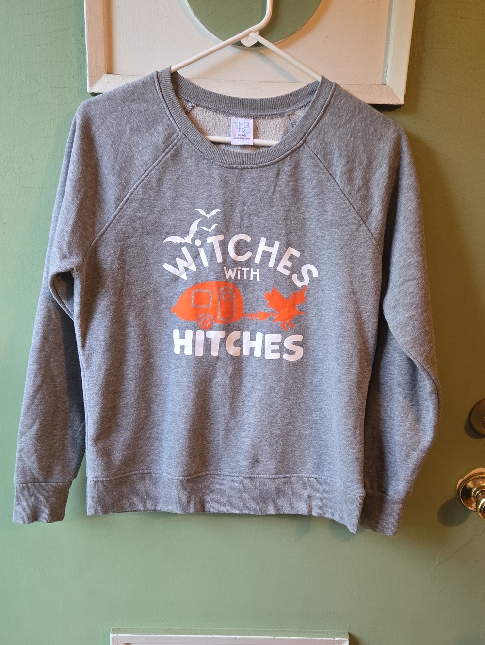 Witches With Hitches Camping Crewneck Sweatshirt Size Small